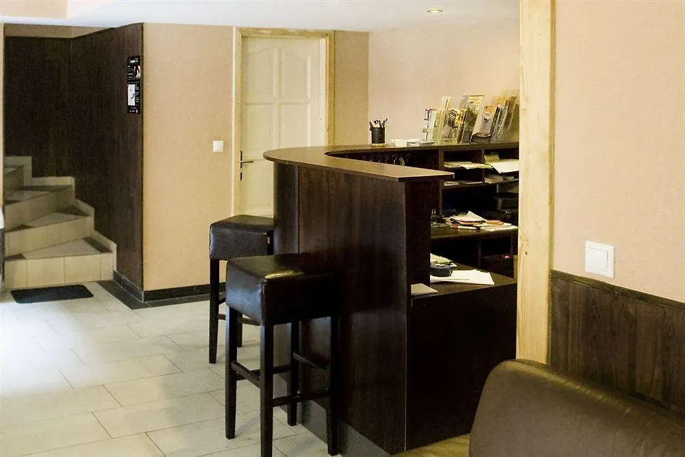 Corvin Point Rooms And Apartments Budapest Maison d'hôtes
