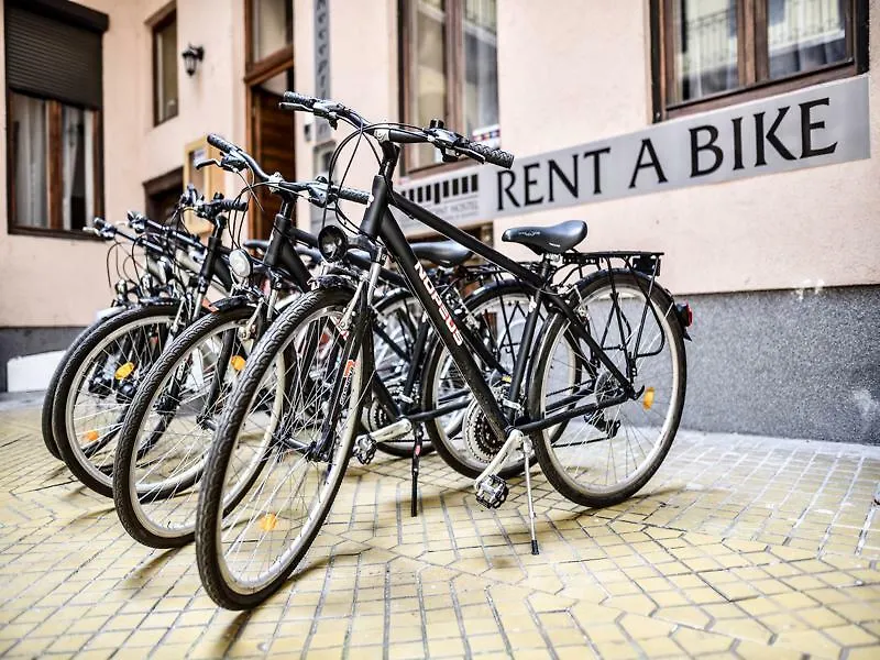 Corvin Point Rooms And Apartments Budapest 3*,  Hongrie