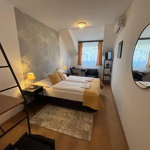 Otel Gloria Center, Budapeşte