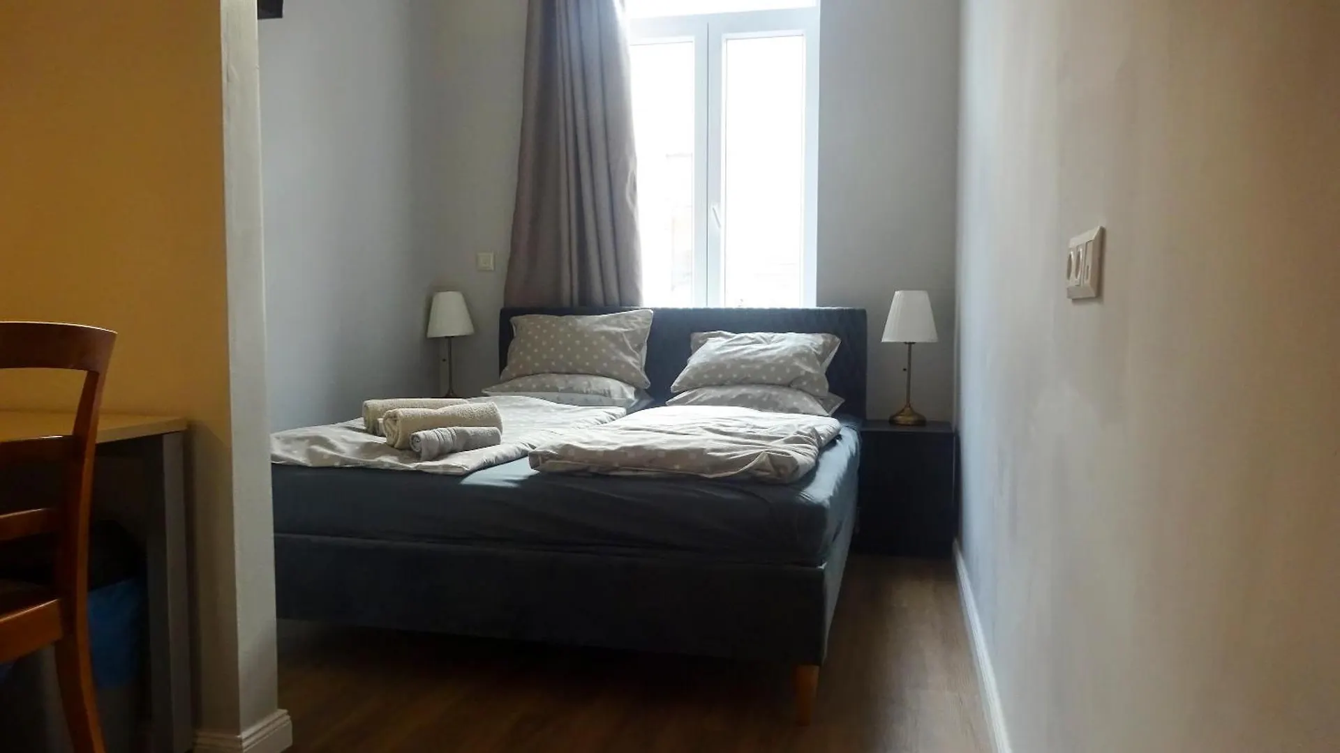 Konukevi Corvin Point Rooms And Apartments Budapeşte